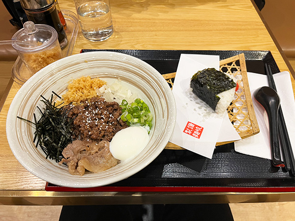 期間限定？肉そぼろうどん